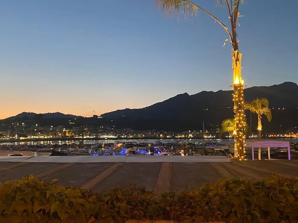 Villa Casa Don Saro Giardini-Naxos Italia